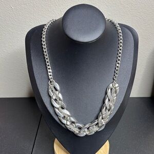 Natori Elegant Chunky Silver Tone Chain Necklace